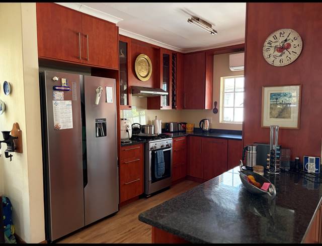 2 BEDROOM CLUSTER FOR SALE IN MAGALIESSIG